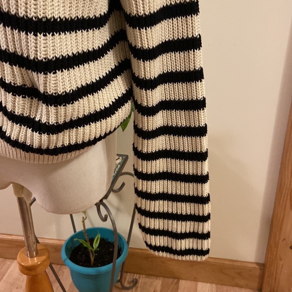 Zara sweater size large - Picture 3 of 5